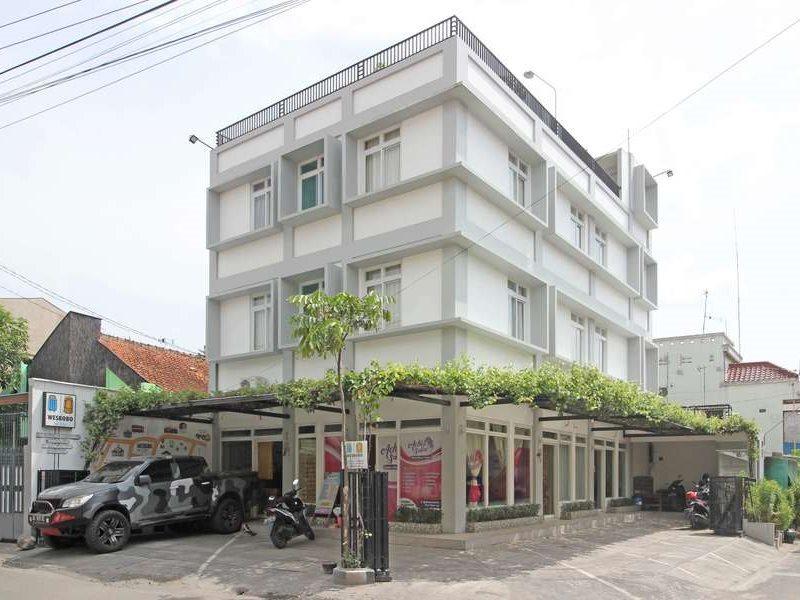 Hotel Reddoorz Near Solo Balapan Station Exteriér fotografie